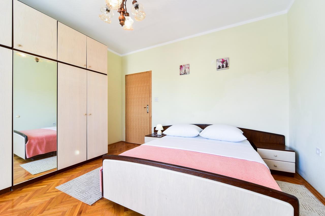 Apartment Josip Slivnica Bagian luar foto