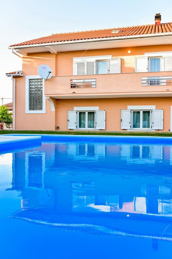 Apartment Josip Slivnica Bagian luar foto