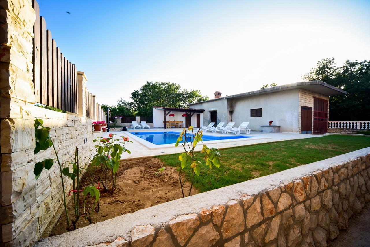 Apartment Josip Slivnica Bagian luar foto